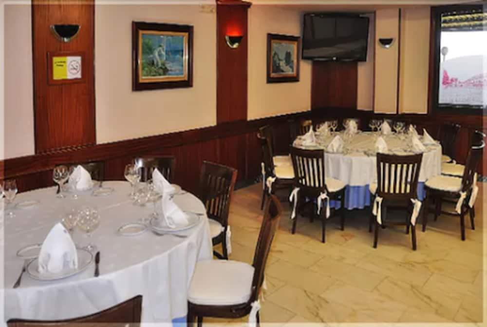 Hotel Scala Padron Exterior photo